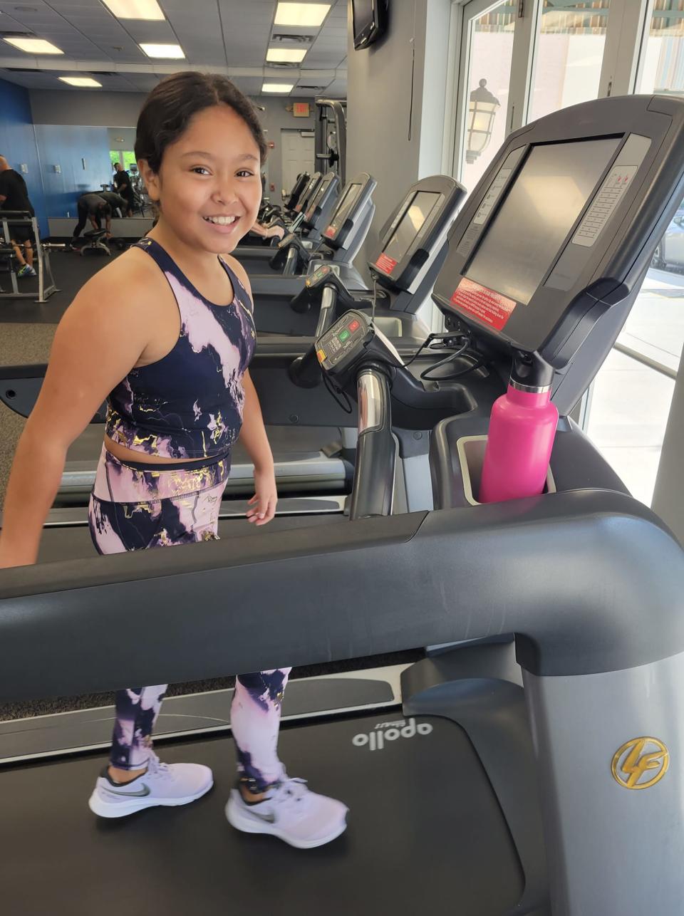 Claudia Moya says her daughter, Sophia, likes to go to the gym when it's hot outside to go for walks. (Photo: Claudia Moya)