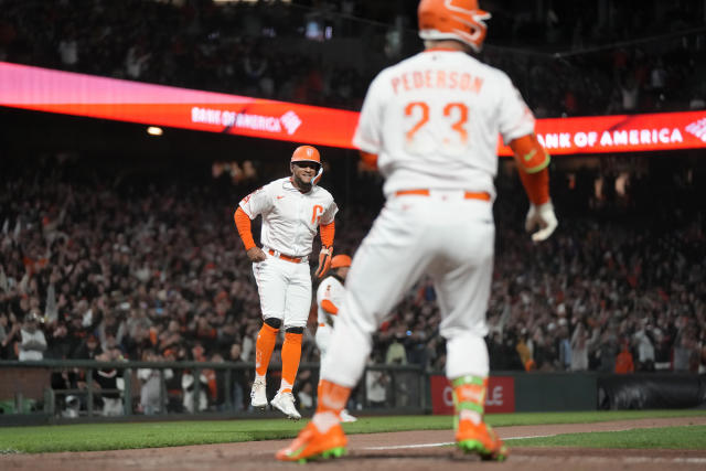 SF Giants win NINTH straight as Joc Pederson 'walks' off Padres 