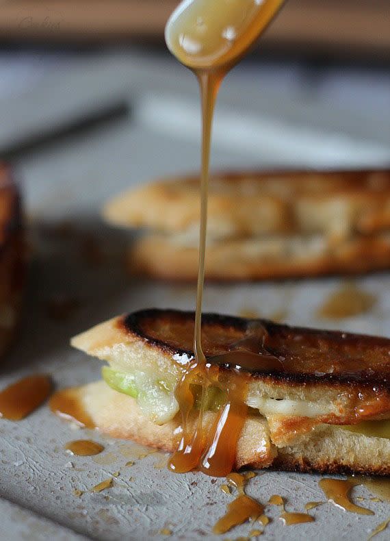 Brie and Apple Grilled Cheese