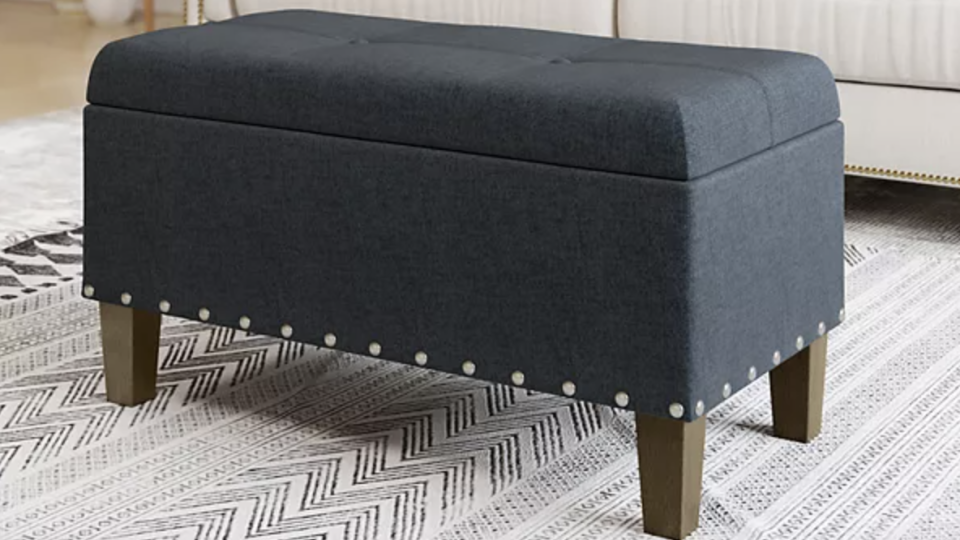 This highly-rated storage bench will spruce up your room in a hurry.