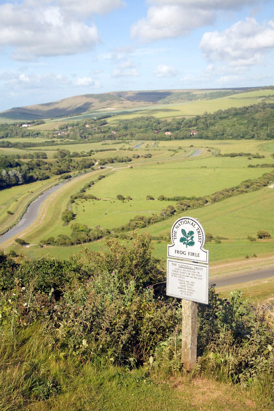 countryside walking route