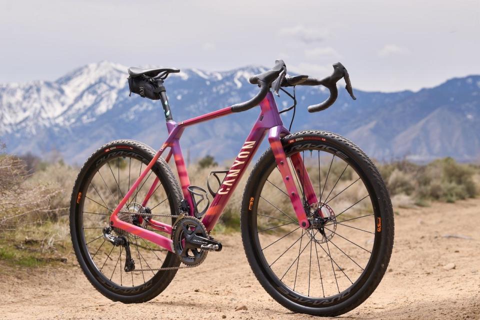 <span class="caption">The Grizl logs more miles than any other bike in Stetina’s quiver.</span><span class="photo-credit">Wil Matthews</span>