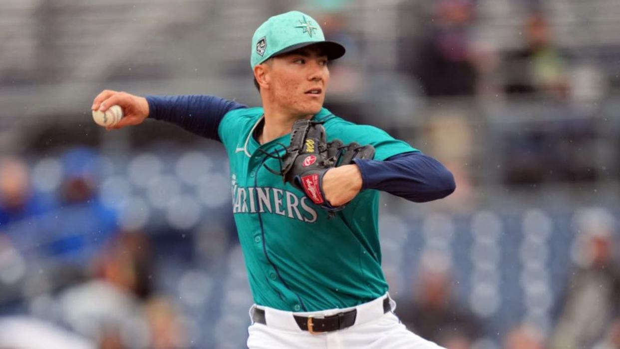 <div>PEORIA, ARIZONA - MARCH 07: Bryan Woo #22 of the Seattle Mariners throws in the first inning during a spring training game against the Los Angeles Angels at Peoria Sports Complex on March 07, 2024 in Peoria, Arizona.</div> <strong>(Aaron Doster / Getty Images)</strong>