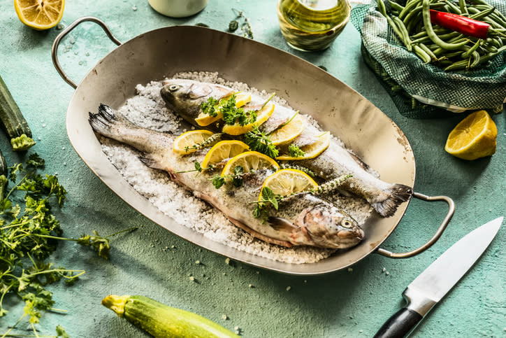 Comer pescado ¿aumenta el riesgo de cáncer?