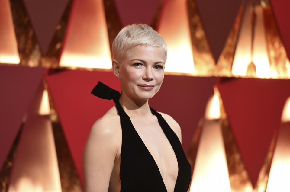 Michelle Williams arrives at the Oscars on Sunday, Feb. 26, 2017, at the Dolby Theatre in Los Angeles. (Photo by Richard Shotwell/Invision/AP)