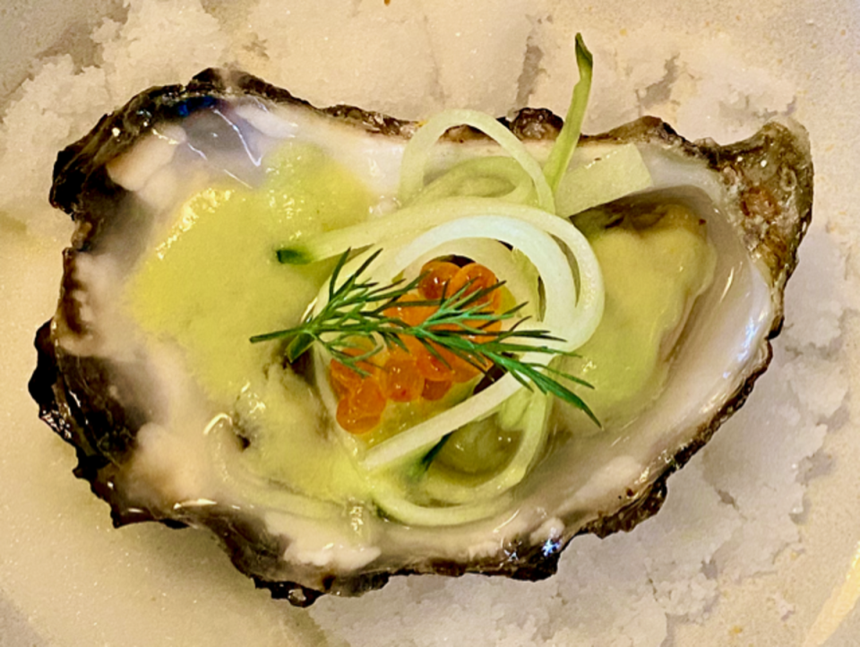 Little Loch Broom oyster with green gazpacho (Maresco)