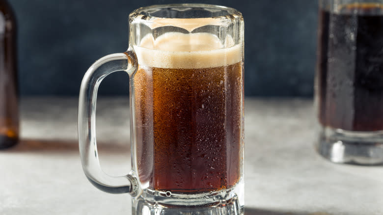 root beer pint