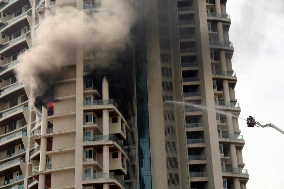 India Building Fire (ASSOCIATED PRESS)