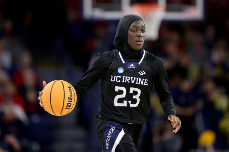 La basketteuse Diaba Konaté sous le maillot des UC Irvine Anteaters lors d'un match du championnat de basket américain NCAA le 23 mars 2024 à Spokane (Steph Chambers)