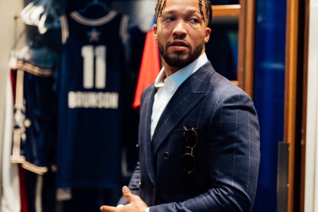 Brooks Brothers Signs Knicks' Jalen Brunson as an Ambassador