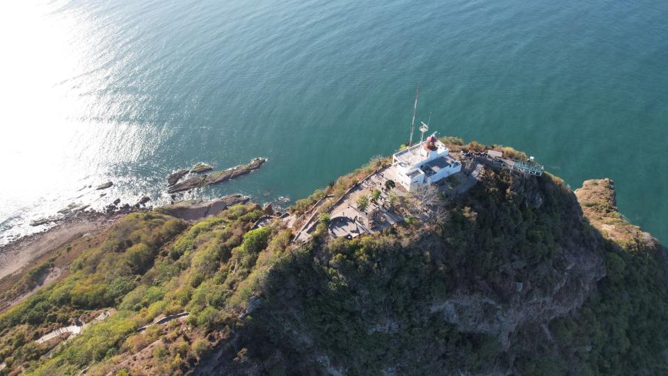 El Faro lighthouse high above the sea below.