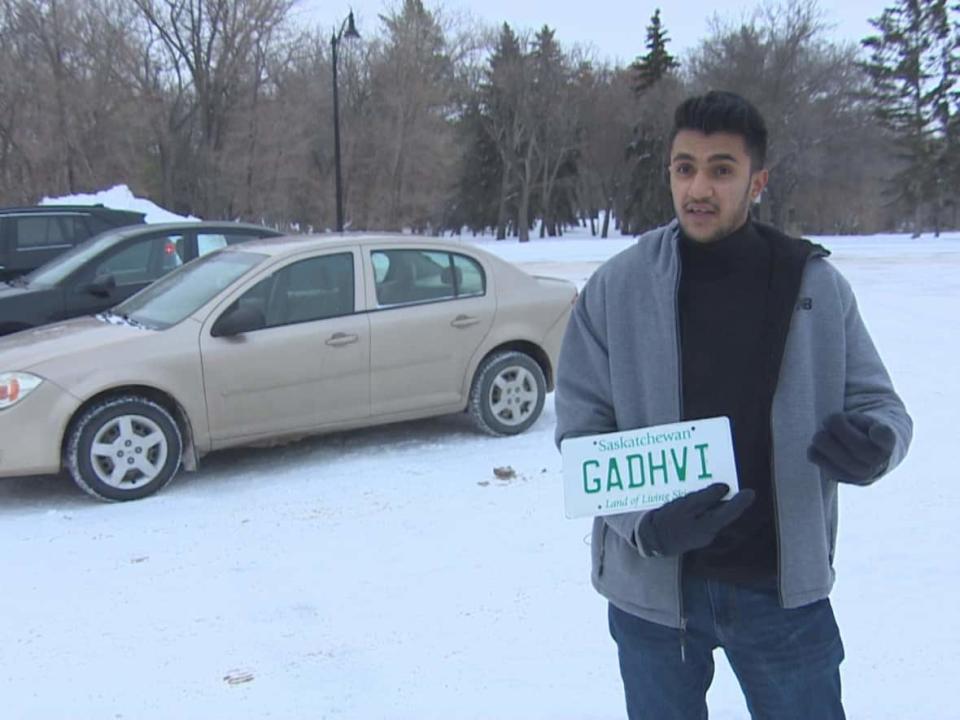 Cu5t0m Whats The Story Behind Peoples Personalized Sask Licence Plates 