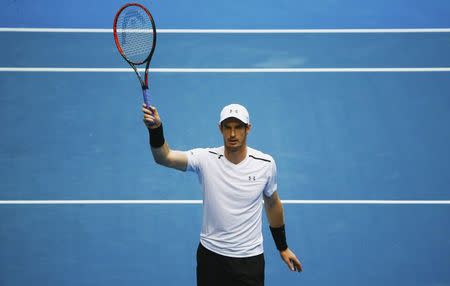 Tennis - Australian Open - Melbourne Park, Melbourne, Australia - 20/1/17 Britain's Andy Murray celebrates after winning his Men's singles third round match against Sam Querrey of the U.S. .REUTERS/Thomas Peter