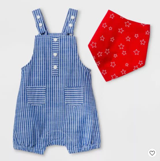 Find this baby top and bottom set for $16 at <a href="https://yhoo.it/3g8Xpz9" target="_blank" rel="noopener noreferrer">Target</a>.