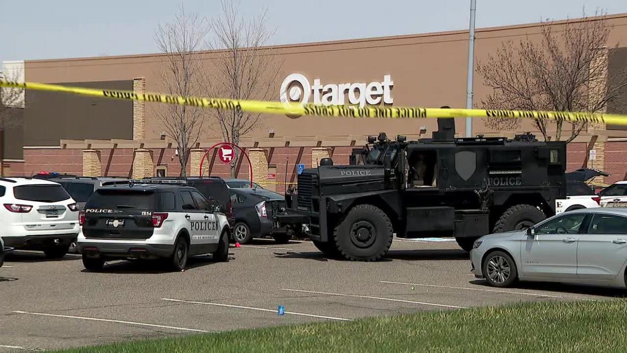 <div>Police investigate the aftermath of a standoff that resulted in police shooting a suspect (FOX 9).</div>