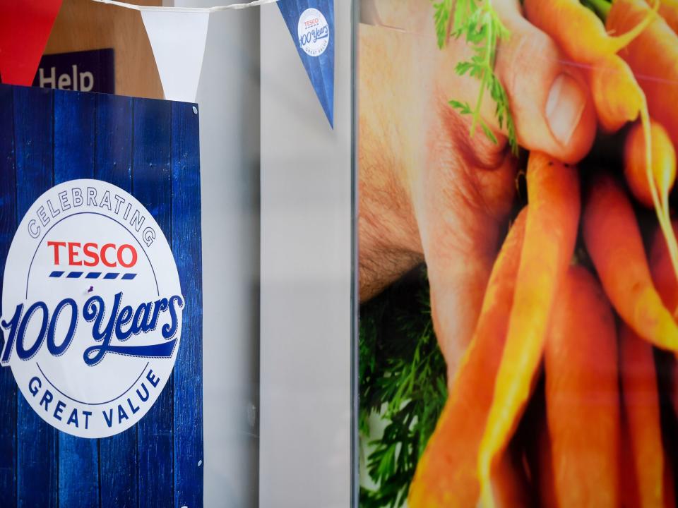 (Bloomberg) -- Tesco Plc has turned to an Israeli startup for help as it looks to become the next major food retailer to remove cashiers from some of its stores.The U.K.’s largest grocery chain is working with Trigo Vision Ltd., which has developed a system of cameras and software that allows retailers to automatically charge customers, according to three people familiar with the matter.Tesco and other grocers are racing Amazon.com Inc., which could open as many as 3,000 checkout-free Amazon Go stores in the U.S. and is expanding its partnership with the U.K.’s Wm Morrison Supermarkets Plc. Scrapping cashiers could also help Tesco slim down its workforce over time and improve profit margins as it battles German discount chains Aldi and Lidl.At a capital markets day earlier this month, Tesco said it’s looking at a range of new technologies, also including robot delivery vehicles. Checkout-free stores are “one thing we’re testing, but it’s not something we’re ready to roll out yet,” a spokeswoman said, declining to comment on any business partners for the technology.Trigo, which has raised $7 million from Vertex Ventures and Hetz Ventures, has also partnered with Israel’s largest supermarket chain, Shufersal Ltd. The companies are working on the pilot branch in Tel Aviv, with the goal of rolling out the product in about a year.Other startups, including Portugal’s Sensei, are competing with Trigo to provide grocers with checkout-free technology. Tesco has previously trialed an app that allowed customers to scan and pay for groceries using their smartphone. The Scan Pay Go app was limited to staff at Tesco’s headquarters last year.To contact the reporter on this story: Yaacov Benmeleh in Tel Aviv at ybenmeleh@bloomberg.netTo contact the editors responsible for this story: Eric Pfanner at epfanner1@bloomberg.net, Giles TurnerFor more articles like this, please visit us at bloomberg.com©2019 Bloomberg L.P.
