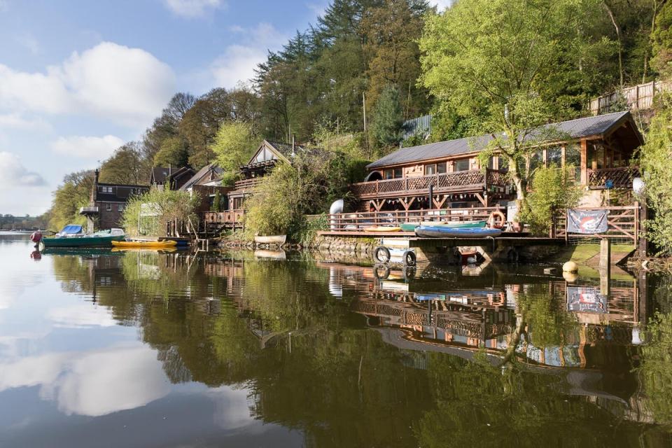 A lakeside view of Cool Cabin (Cool Cabin)