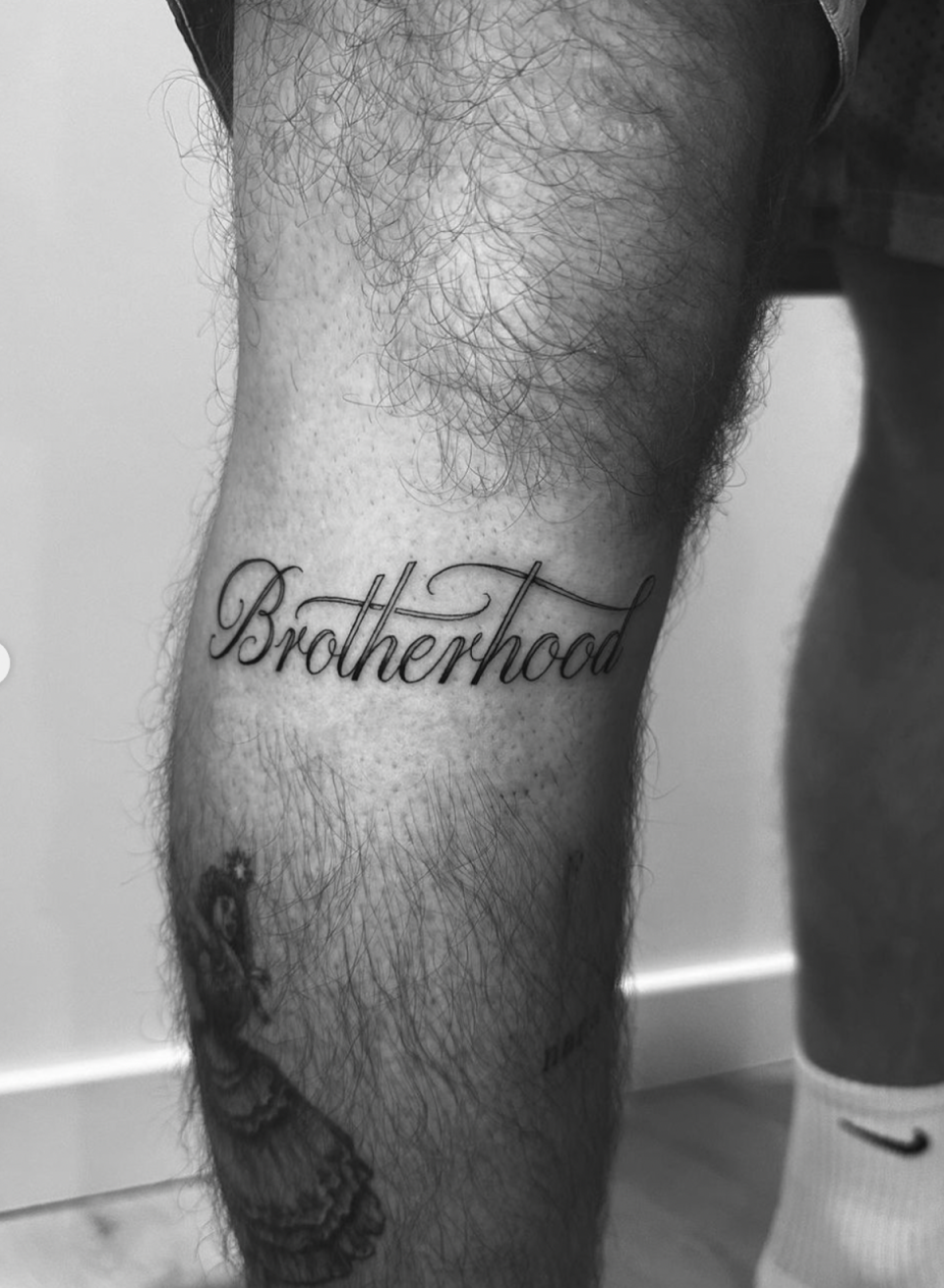 Brooklyn’s ‘Brotherhood’ tattoo on his leg (Instagram via @certifiedletterboy)