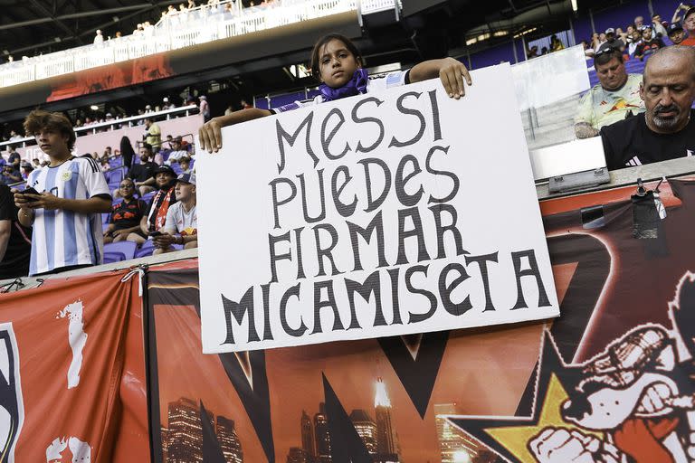 La Messimanía, a pleno en el estadio de New York Red Bull, donde la Pulga jugó la semana pasada; se espera que ocurra lo mismo este domingo en Los Ángeles