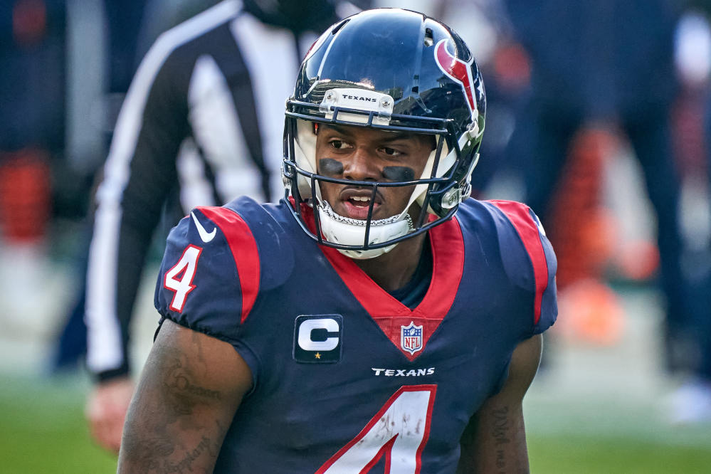 Texans reportedly had 'bidding war' set up for Deshaun Watson that could  have included Tua Tagovailoa