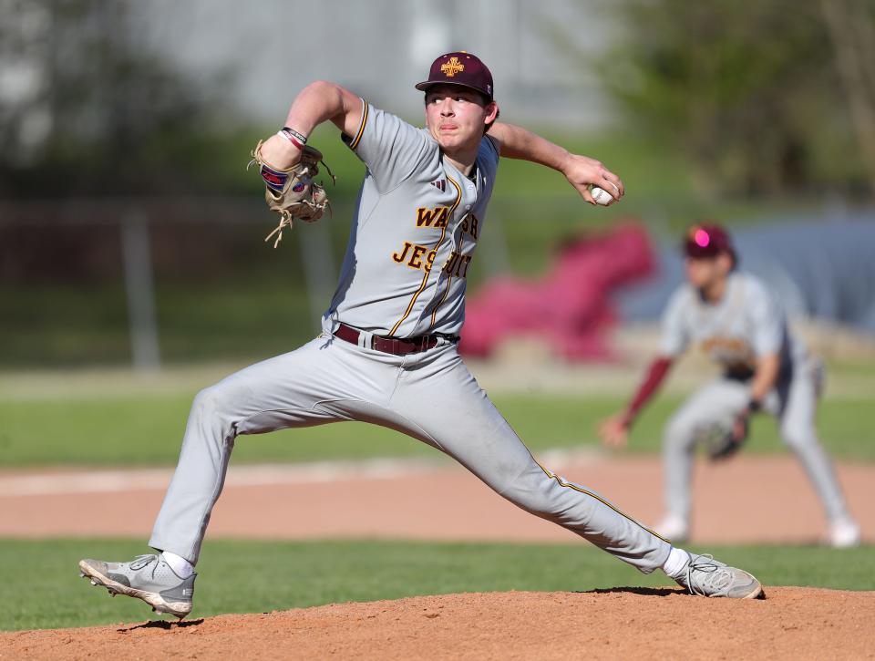 Walsh Jesuit starting pitcher Sam Pece throws against Padua during the second inning.