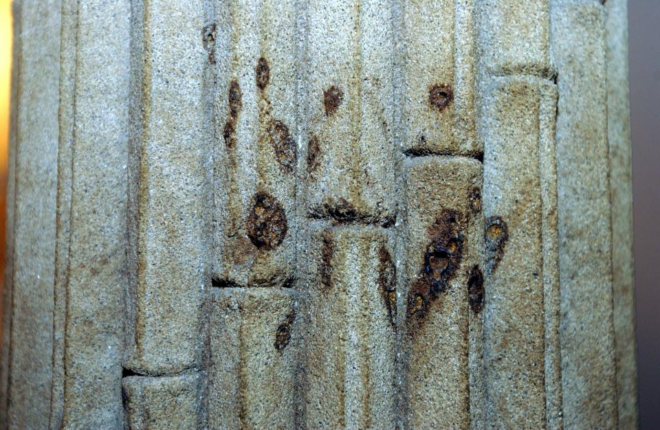 capitol burn marks