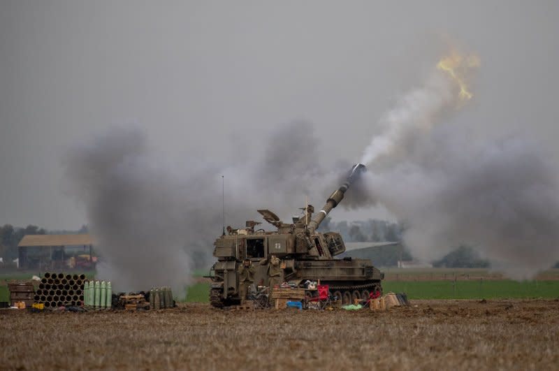 An Israeli 155mm self-propelled Howitzer fires from a base in southern Israel into the Gaza Strip on Thursday. Photo by Jim Hollander/UPI