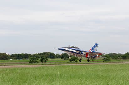 ▲勇鷹高教機在今年6月22日完成首飛展示。（圖／漢翔漢翔公司提供）