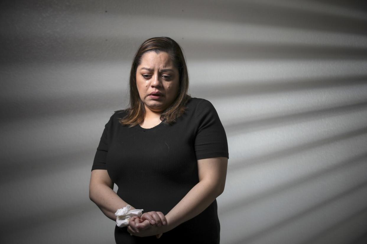 Stephanie Reyes, 37, lost her husband to COVID in September 2021.