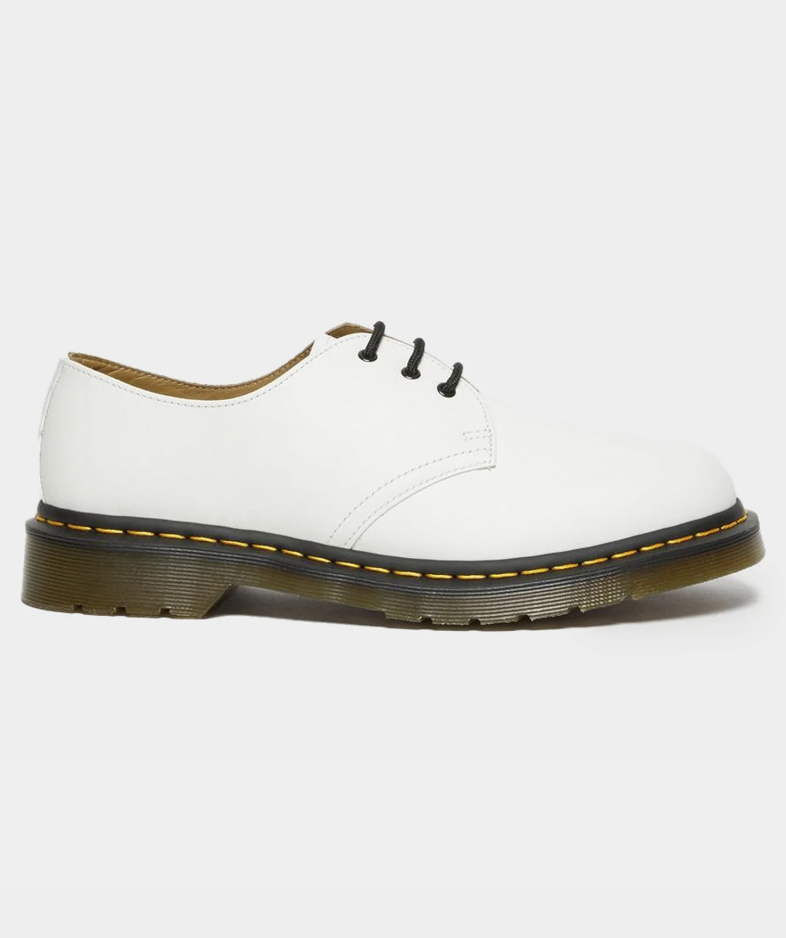 <p><a href="https://go.redirectingat.com?id=74968X1596630&url=https%3A%2F%2Fwww.drmartens.com%2Fus%2Fen%2F1461-smooth-leather-oxford-shoes%2Fp%2F26226100&sref=https%3A%2F%2Fwww.esquire.com%2Fstyle%2Fmens-fashion%2Fg28186249%2Fbusiness-casual-shoes%2F" rel="nofollow noopener" target="_blank" data-ylk="slk:Shop Now;elm:context_link;itc:0;sec:content-canvas" class="link ">Shop Now</a></p><p>Originals 1461 Leather Oxford Shoes</p><p>drmartens.com</p><p>$130.00</p>