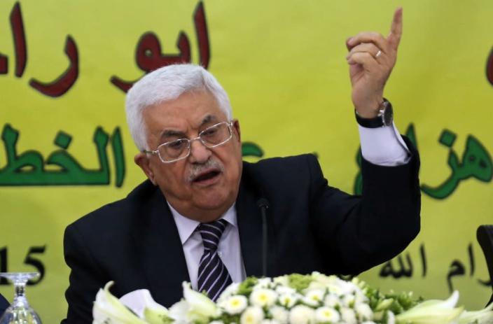 Palestinian Authority President Mahmud Abbas speaks during a meeting with the Revolutionary Council of his ruling Fatah party, in the West Bank city of Ramallah, on June 16, 2015 (AFP Photo/Abbas Momani)