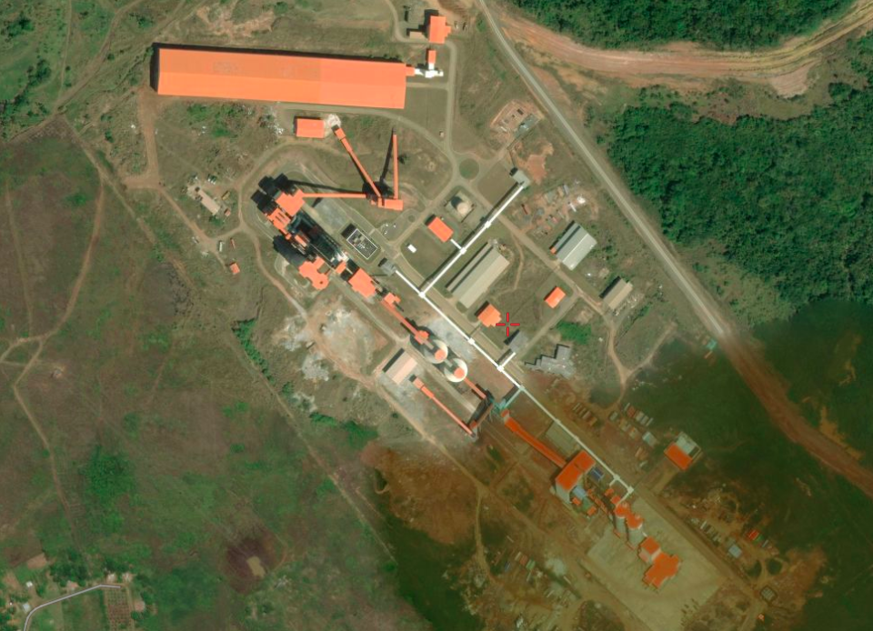 Las instalaciones de la cementera Cerro Azul, en el estado Monagas, que forma parte del acuerdo de cooperación entre Venezuela e Irán, lucen bien mantenidas pero desoladas. (Imagen captura de pantalla Google Maps)