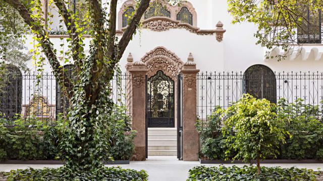 Mexico City's Hottest New Boutique Hotel - Hidden Doorways