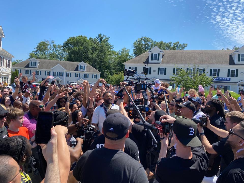 Joyner Lucas included his fans in his new music video, which he filmed in front of his newly opened froyo shop.