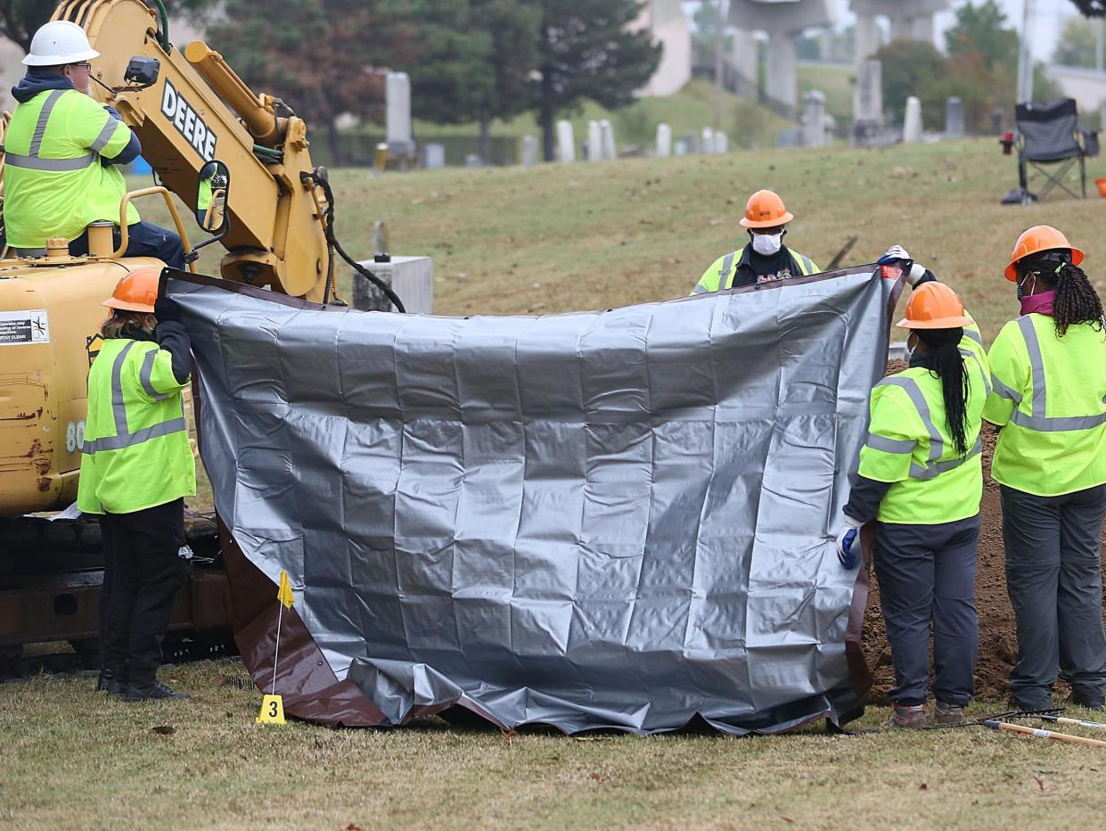 Investigators work to examine possible grave sites in Tulsa, Oklahoma  (AP)