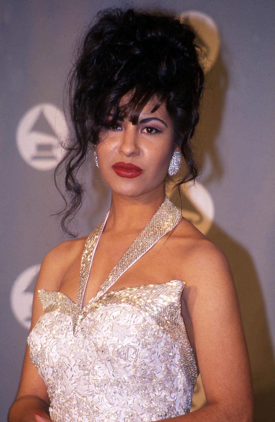 UNITED STATES - MARCH 09:  Selena in the press room at the 1994 Grammy Awards in New York City, New York  (Photo by Vinnie Zuffante/Getty Images)