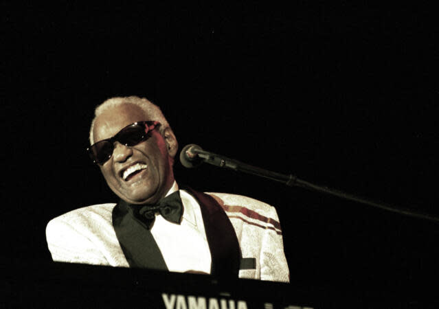 Ray Charles performs on stage, Wembley, London, June 1996. | Photo by Michael Putland/Getty Images