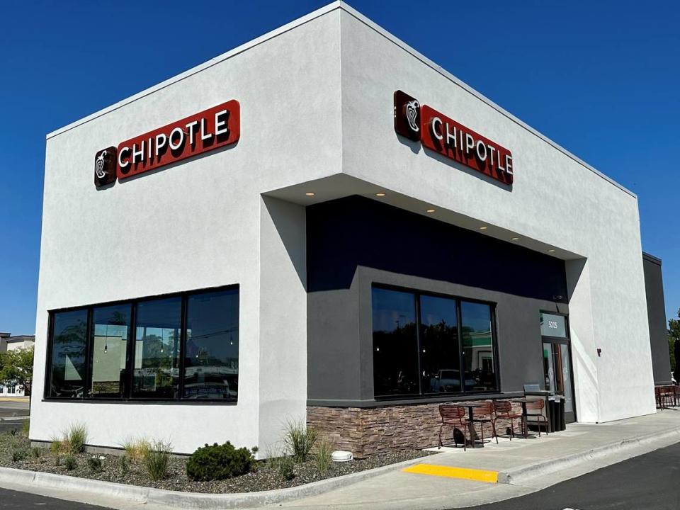 This new Chipotle opens in Caldwell Tuesday with a drive-thru Chipotlane.