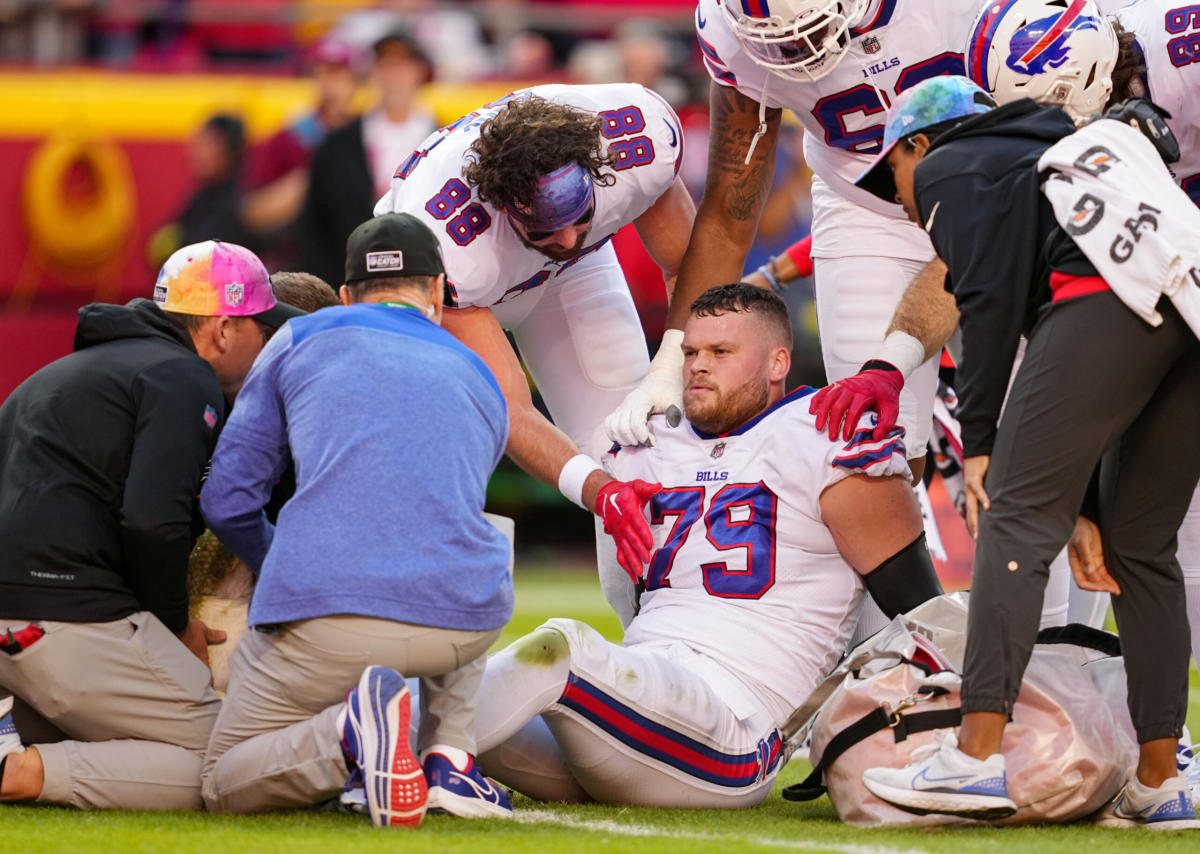 Buffalo Bills offensive tackle Spencer Brown (79) looks on during the  second half of an NFL football game against the New England Patriots in  Orchard park, N.Y., Monday Dec. 6, 2021. (AP/