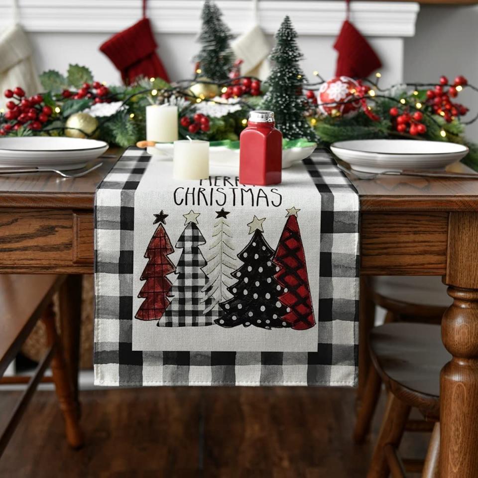 Rustic Buffalo Plaid Table Runner