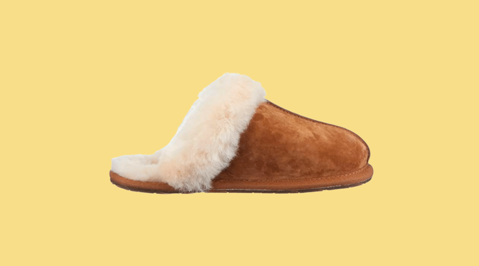 40 best gifts to give your grandma: Ugg slipper