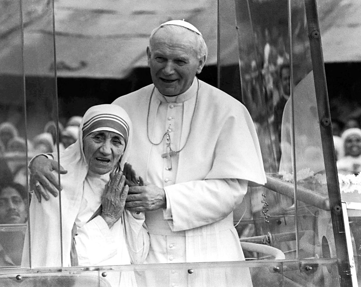 Mother Teresa and Pope John Paul