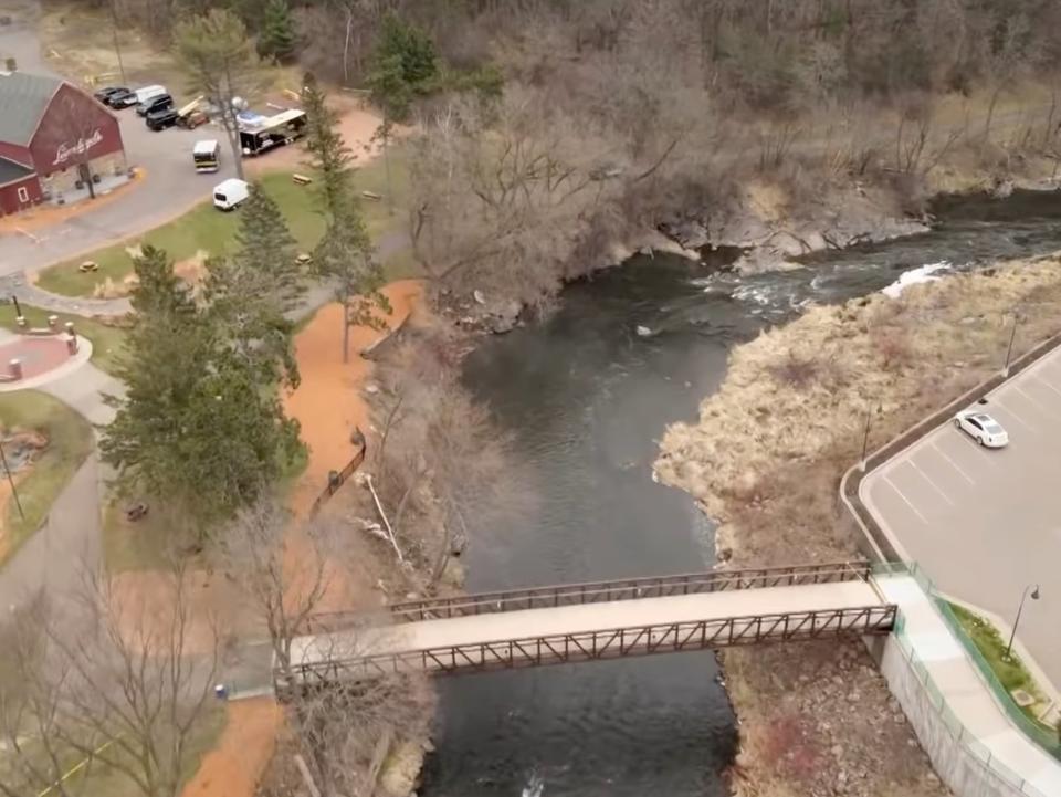 The trail near to where Lily Peters went missing (WCCO)