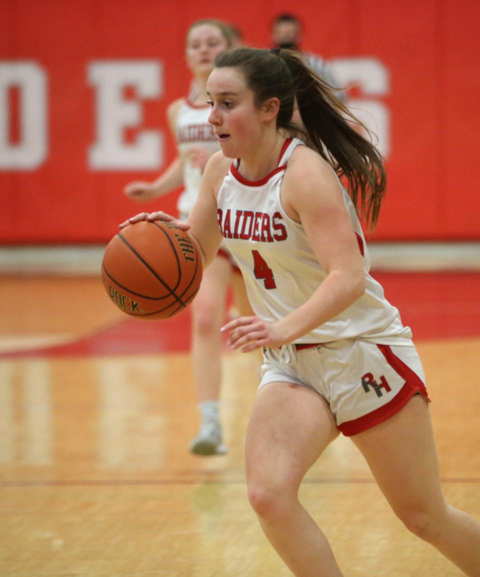 Red Hook's Katie Boyd drives up court during a Feb. 10, 2023 girls basketball game against New Paltz.