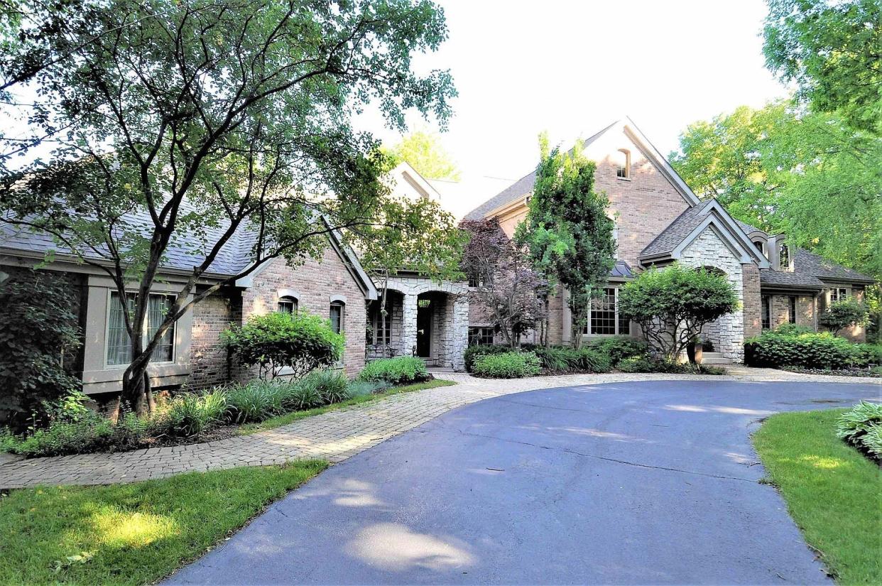 This home at 1586 Summerwood Lane in Belvidere sold for $850,000 on June 30, 2023.