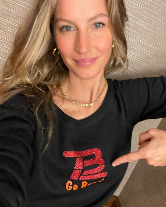 Gisele Bundchen and her kids root for husband Tom Brady in Tampa Bay  Buccaneers jerseys