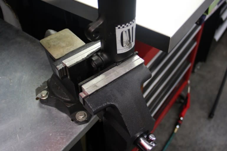 Rubber-padded aluminum vise jaw covers ensure your parts aren't scratched or damaged.