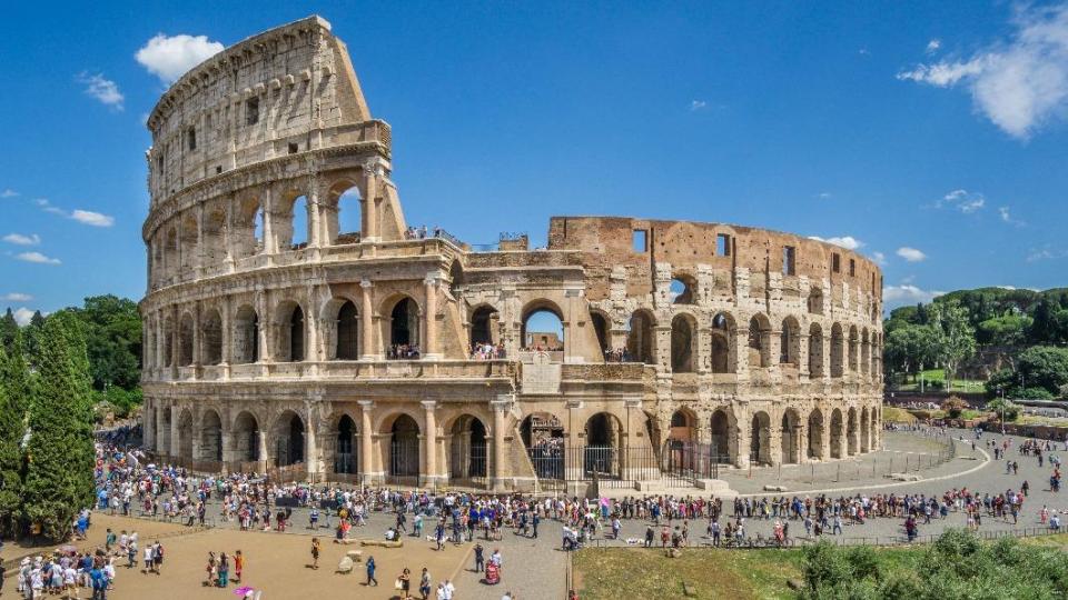 羅馬競技場（Colosseum）是世界新七大奇蹟之一。（圖／翻攝自history.com）