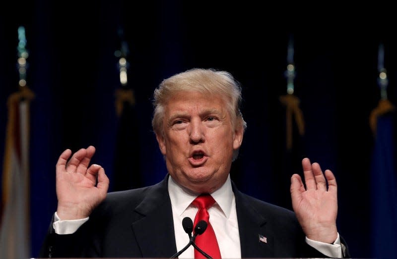 Republican presidential nominee Donald Trump speaks at the National Guard Association of the United States 138th General Conference and Exhibition in Baltimore, Maryland, U.S., September 12, 2016.  REUTERS/Mike Segar