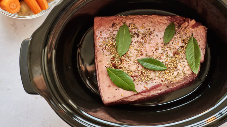 slow cooker corned beef